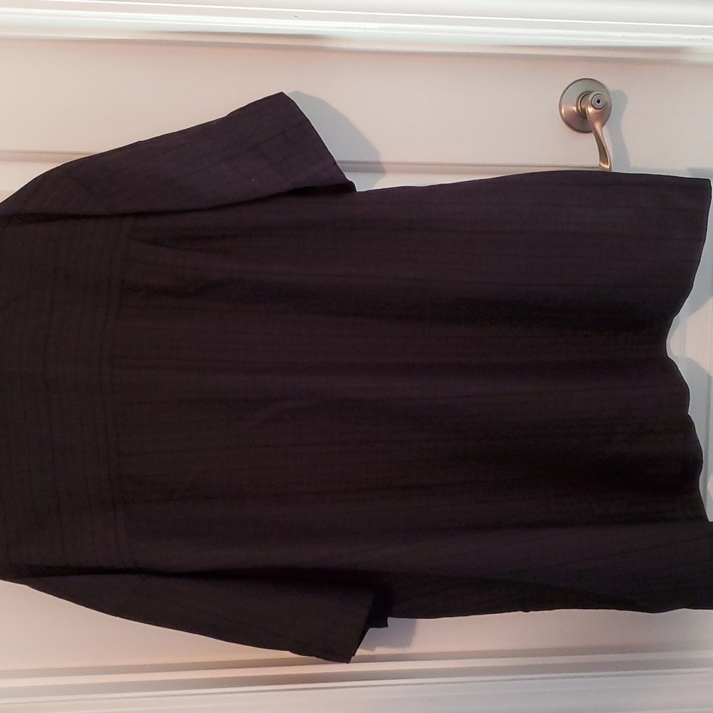 Short sleeve button down - Picture 2 of 2